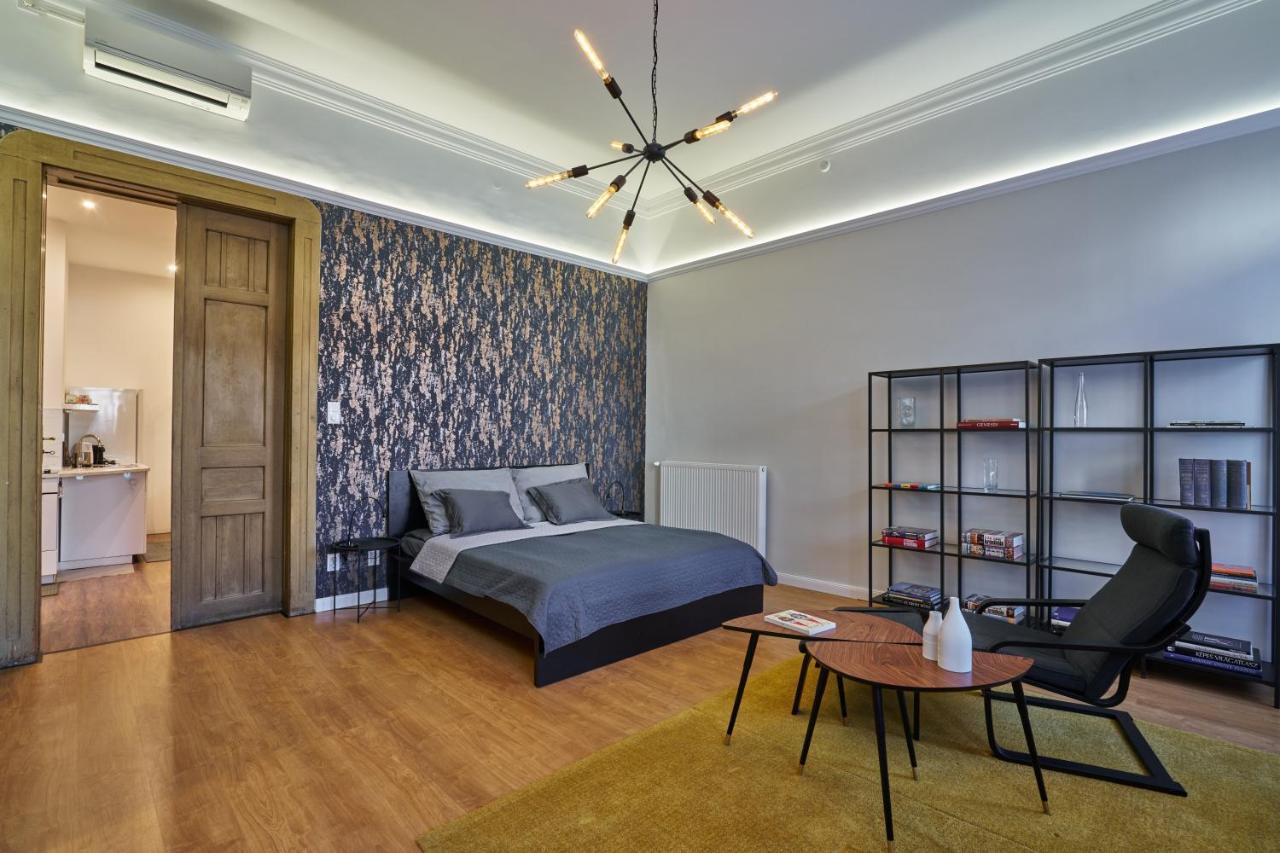 Nanirol Apartment At Gellert Bath Budapest Kültér fotó