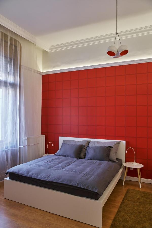 Nanirol Apartment At Gellert Bath Budapest Kültér fotó