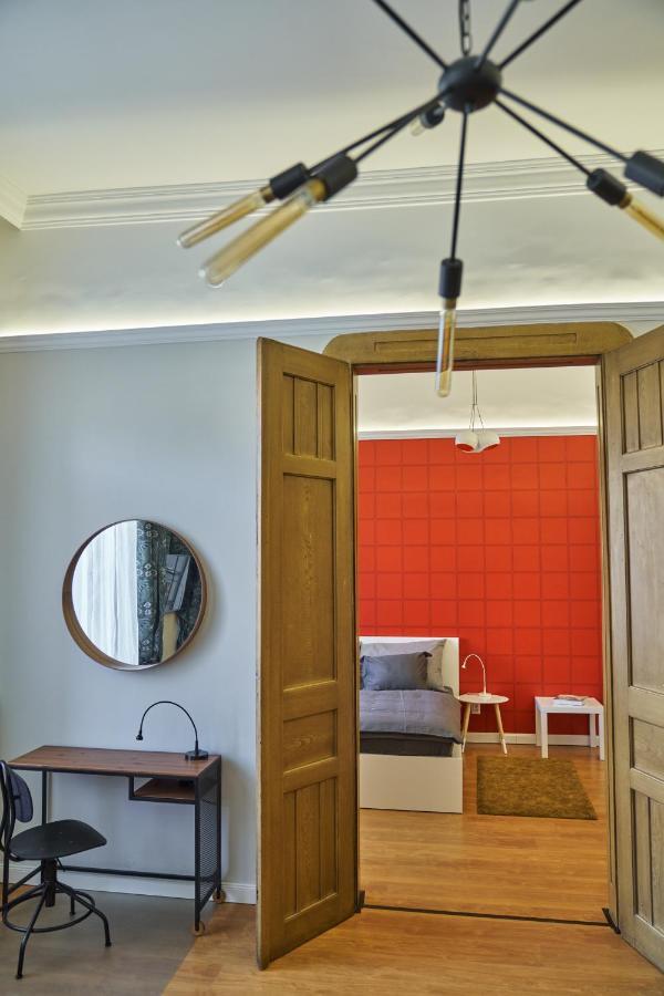 Nanirol Apartment At Gellert Bath Budapest Kültér fotó