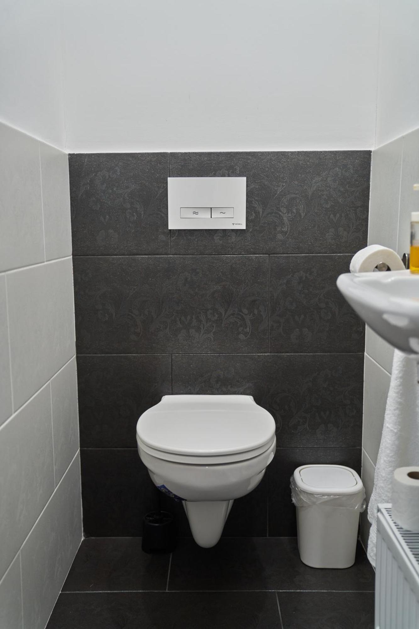 Nanirol Apartment At Gellert Bath Budapest Kültér fotó